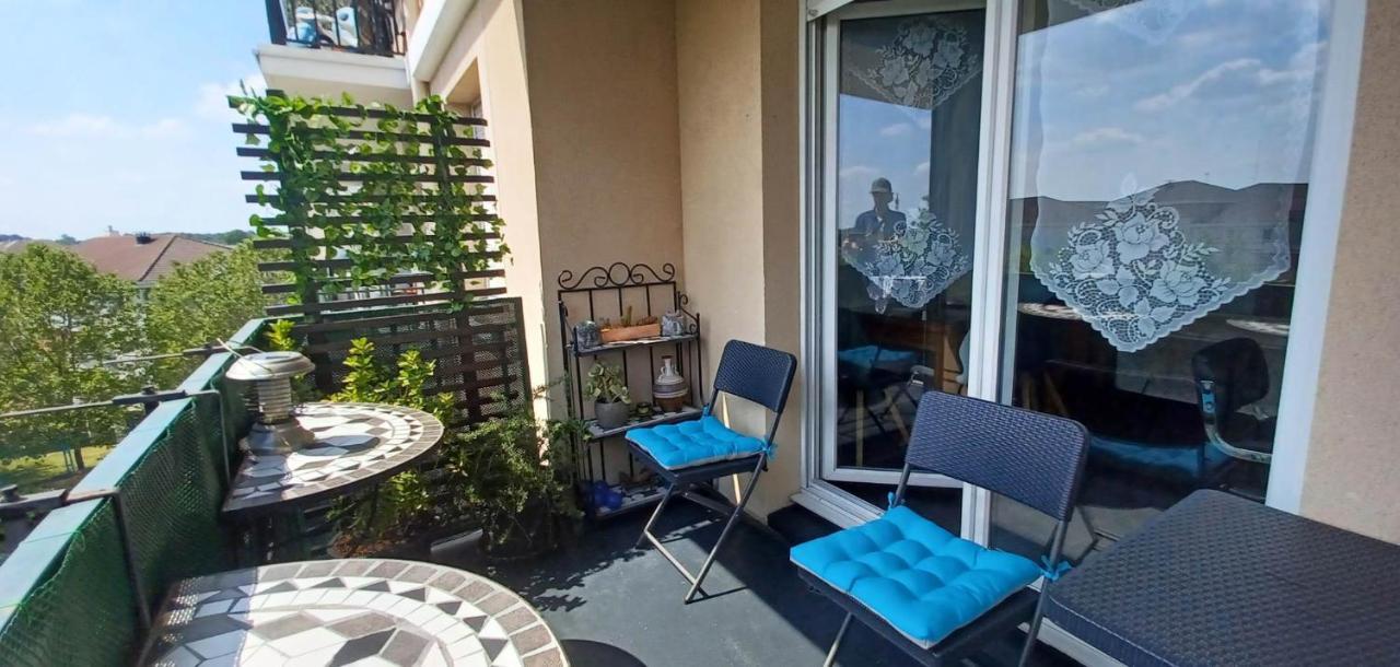 Escale Affaires Dugny-Bourget Apartment Exterior photo
